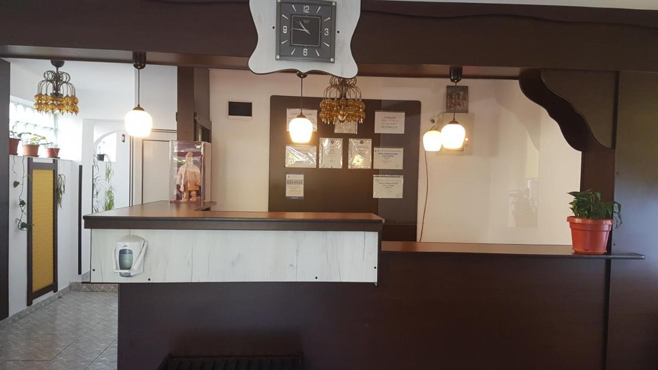 Pensiunea Casa Noastra Hotell Sinaia Exteriör bild