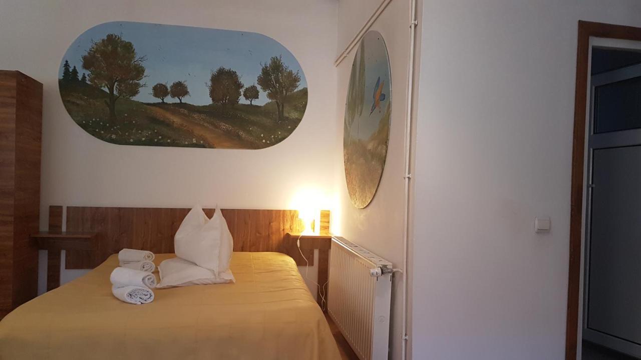 Pensiunea Casa Noastra Hotell Sinaia Exteriör bild